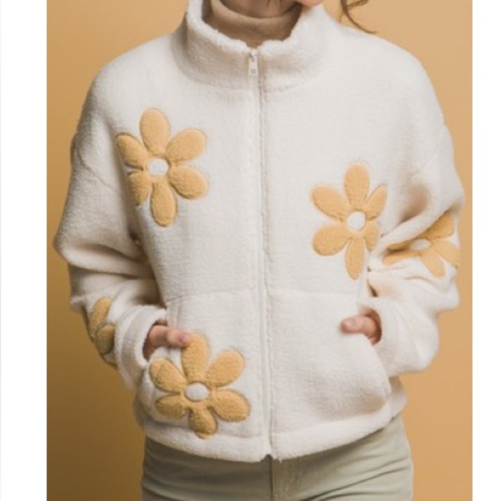 Sherpa flower fleece jacket new with tags size large